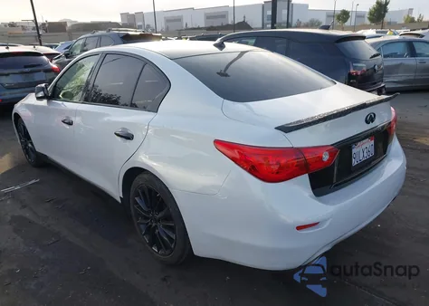 2015 Infiniti Q50 Premium z USA, uszkodzony, nr VIN JN1BV7AP0FM344737